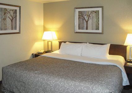 Quality & Hotel Yorkton